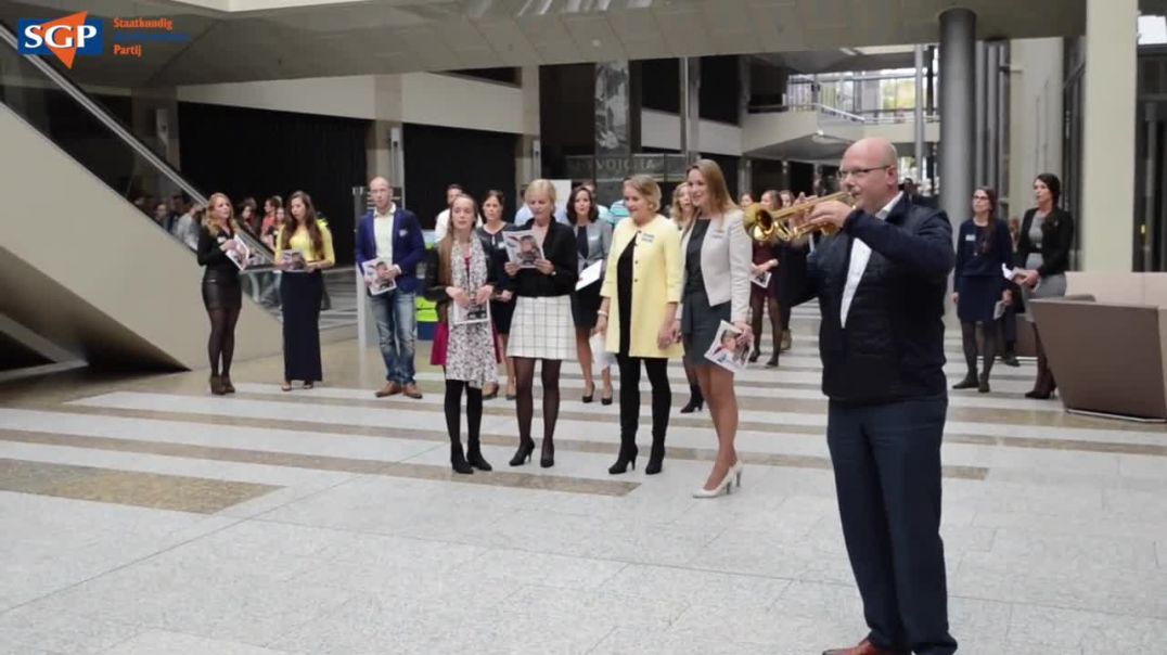 Amazing Grace - Flashmob in Tweede Kamer gebouw