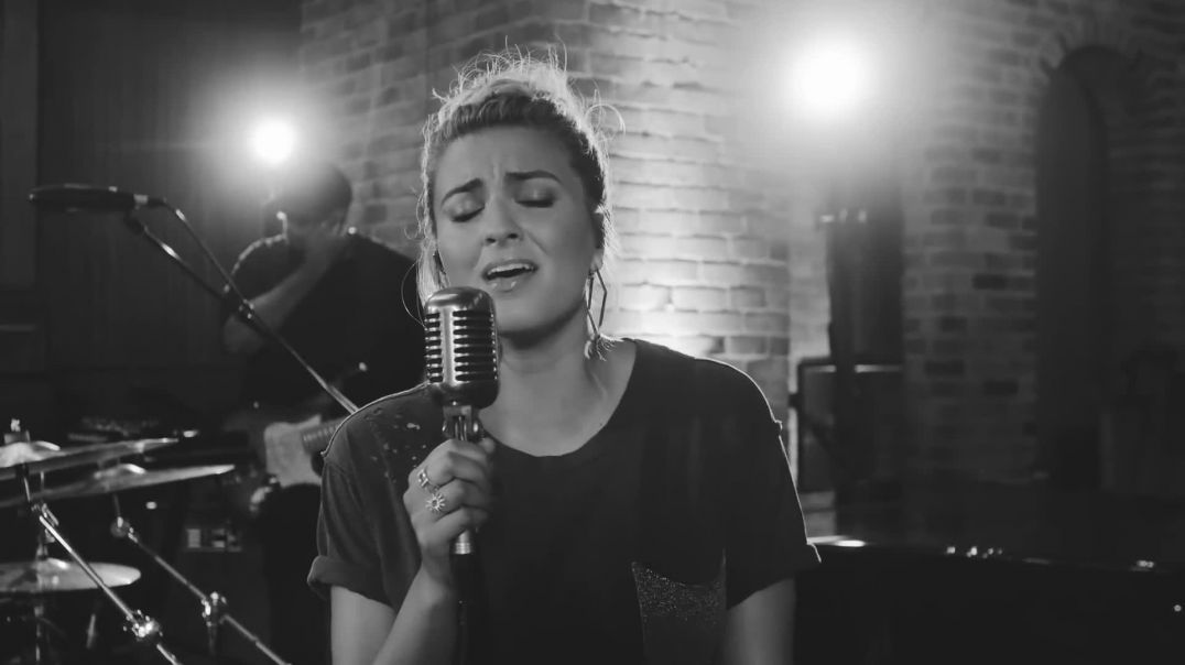 Tori Kelly - Just As Sure (Live) ft. Jonathan McReynolds