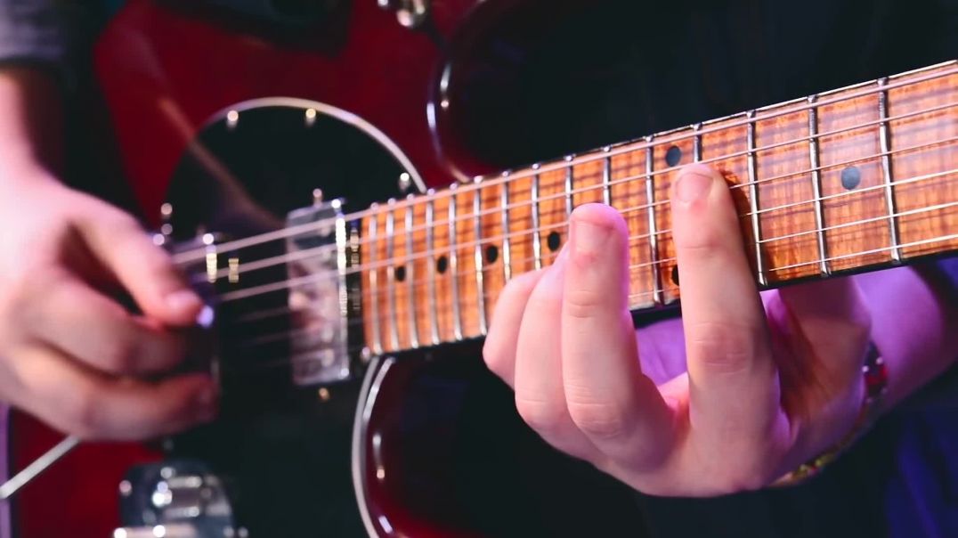 4 Tips to Enhance Your Lead Guitar Lines and Chord Voicings