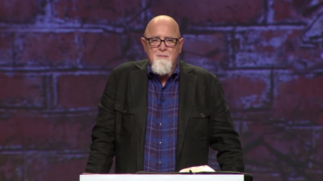 Pastor James MacDonald - Christians Don't Pray