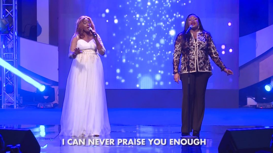 SINACH IN AWE featuring Ebiere