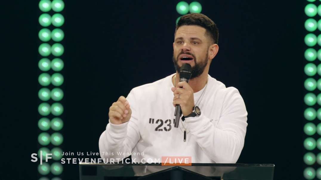 Steven Furtick — When The Battle Chooses You